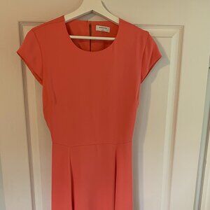 Aritzia Size 8 Pink dress